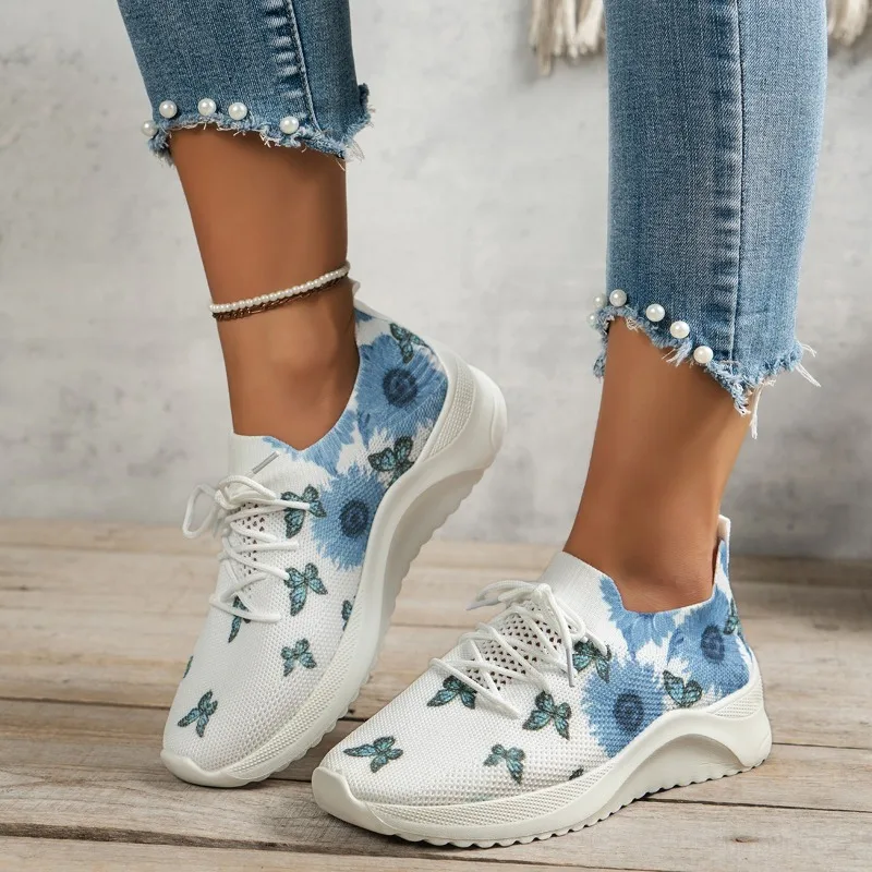 New Lace-Up Platform Ladies Sports Shoes Plus Size 43 Lightweight Med Heels Running ShoesWomen Print Breathable Sneakers 2024
New Lace-Up Platform Ladies Sports Shoes Plus Size 43 Lightweight Med Heels Running ShoesWomen Print Breathable Sneakers 2024
