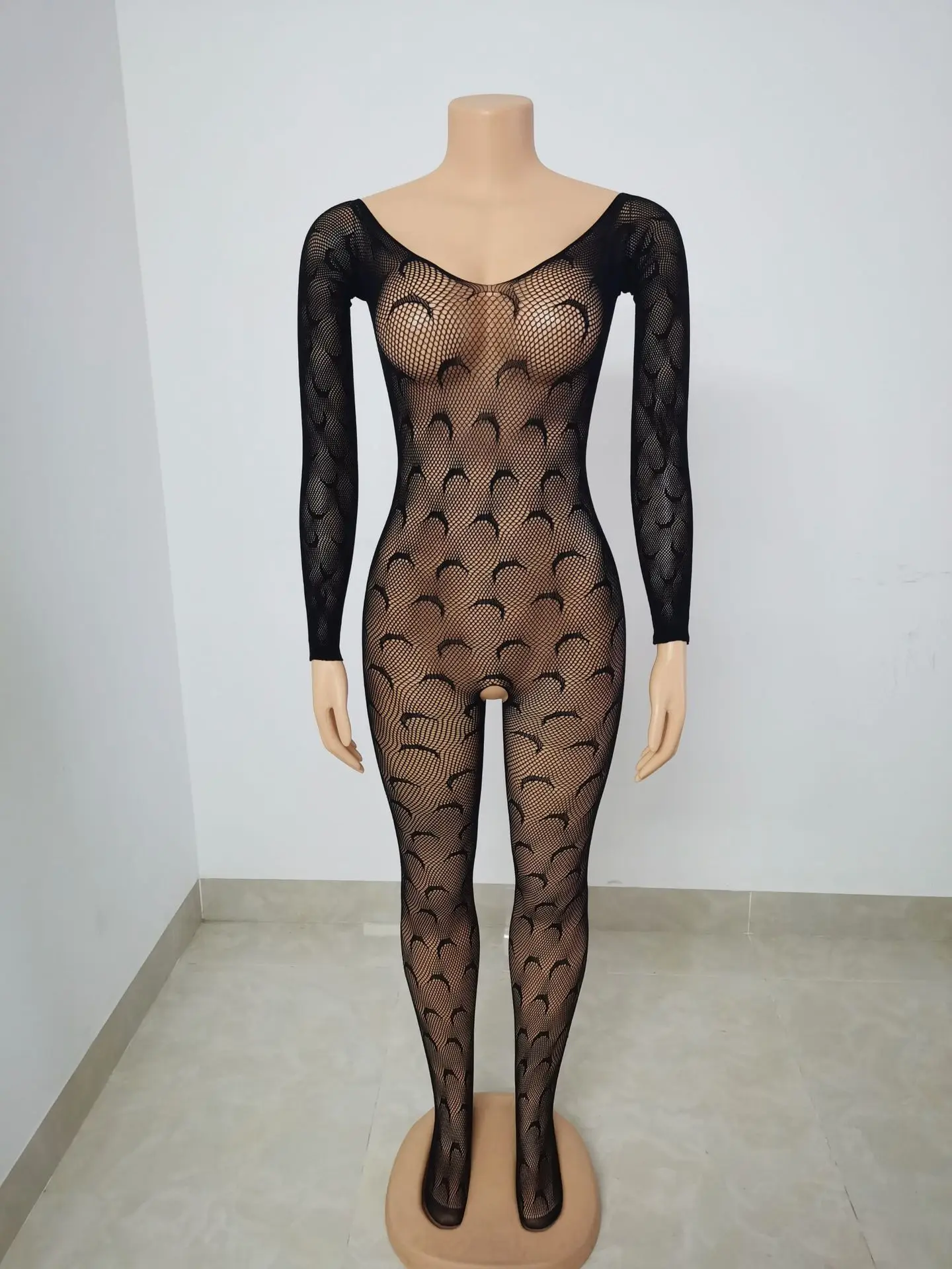 

Nightclub Explosions Women's Recommended Long-sleeved V-neck Fashion Sexy Tight-fitting Perspective Mesh Jumpsuit