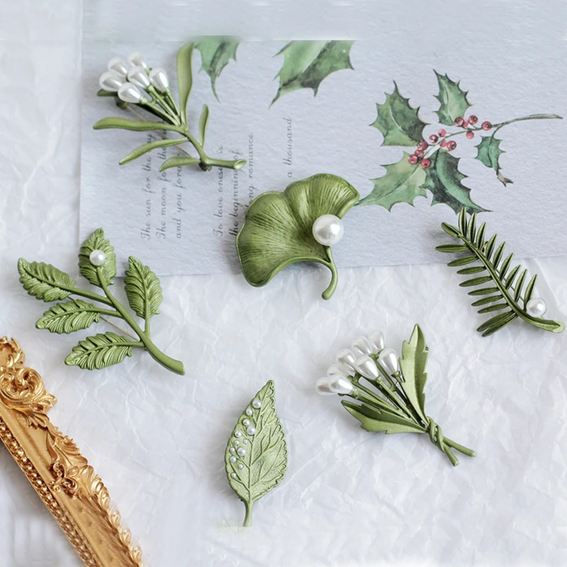 Vintage Green Plant Leaf Flower Metal Pin Brooch Pearl Brooch Ladies Necklace Jewelry Gift
Vintage Green Plant Leaf Flower Metal Pin Brooch Pearl Brooch Ladies Necklace Jewelry Gift