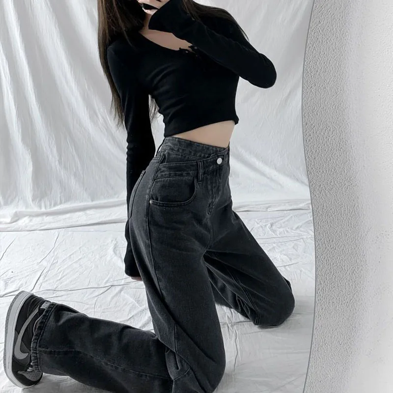 Y2K Jeans Women Chic Denim Wide Leg Pants Korean Fashion Casual Baggy Trousers Streetwear Straight Button Basic Jeans
Y2K Jeans Women Chic Denim Wide Leg Pants Korean Fashion Casual Baggy Trousers Streetwear Straight Button Basic Jeans