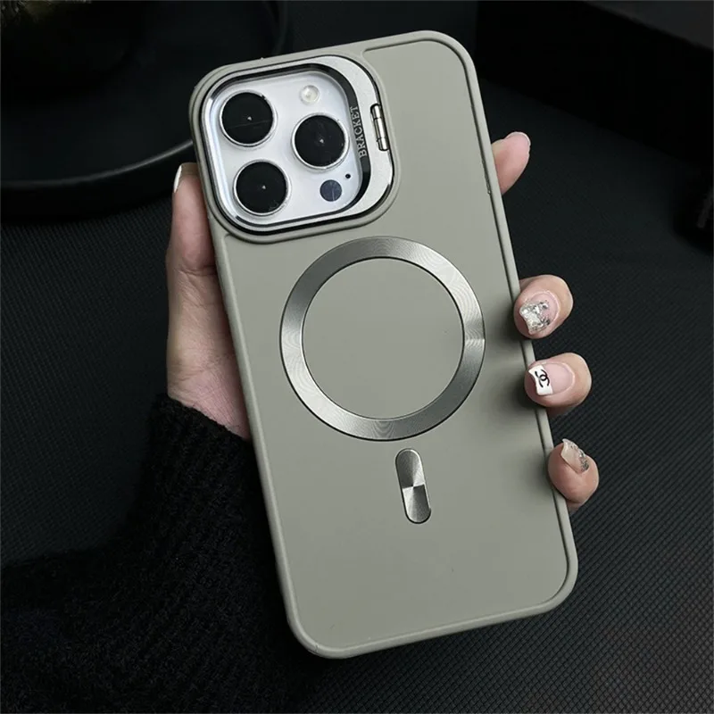 Luxury Magnetic Magsafe Metal Bracket Case For iphone 15 pro max cases Camera Stand Pure Color Cover Matte Soft Shockproof Case
Luxury Magnetic Magsafe Metal Bracket Case For iphone 15 pro max cases Camera Stand Pure Color Cover Matte Soft Shockproof Case