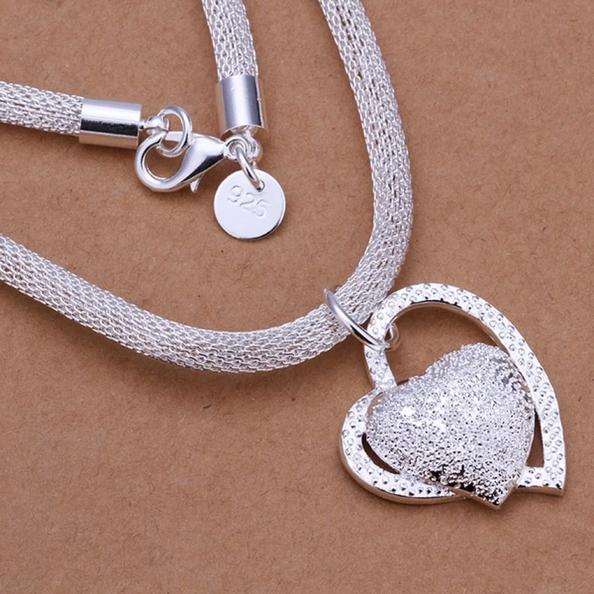 925 Sterling silver Necklace gorgeous charm fashion heart wedding lady love necklace noble luxury 18 inches jewelry
925 Sterling silver Necklace gorgeous charm fashion heart wedding lady love necklace noble luxury 18 inches jewelry