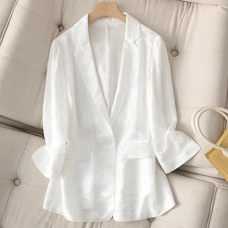 Summer High Grade Silk Small Suit 2023 New Silk Thin Suit Set Design Sense Women's Small Top
Summer High Grade Silk Small Suit 2023 New Silk Thin Suit Set Design Sense Women's Small Top