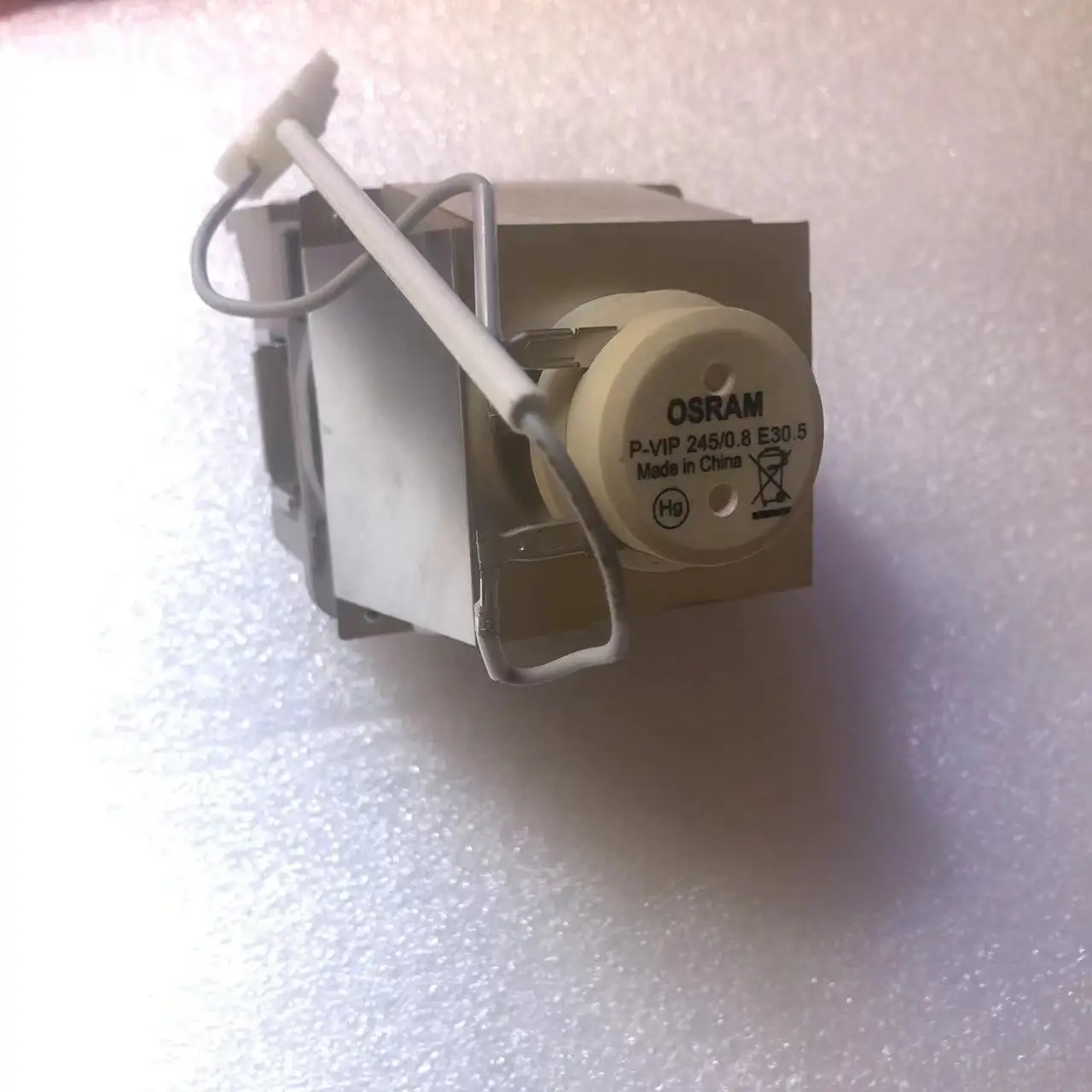 Original Replace 5J.JKC05.001 Replacement Lamp for BenQ W2700 and HT3550 Projectors
Original Replace 5J.JKC05.001 Replacement Lamp for BenQ W2700 and HT3550 Projectors