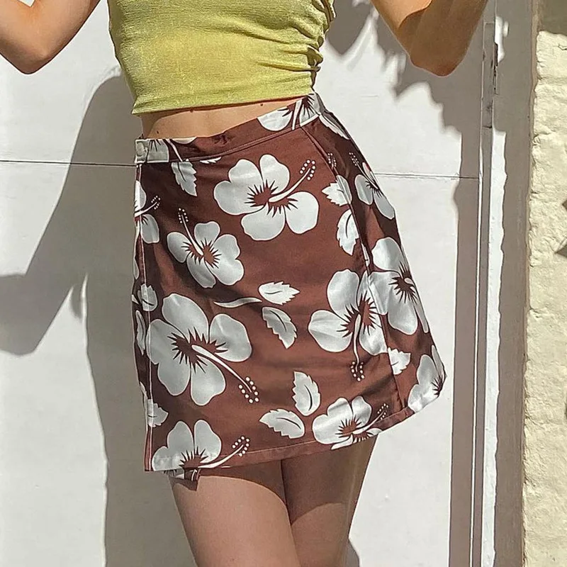women's vintage Sexy skirt aesthetic floral ripple printed y2k satin High-waisted E-girl Kawaii harajuku mini skirt fairy grunge
women's vintage Sexy skirt aesthetic floral ripple printed y2k satin High-waisted E-girl Kawaii harajuku mini skirt fairy grunge