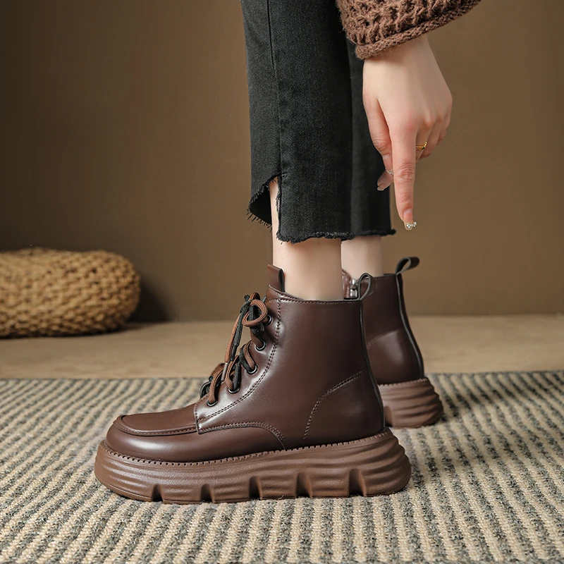 

Зимние женские ботильоны, новые стильные бархатные модные ботинки с круглым носком, однотонная повседневная женская обувь в британском стиле на шнуровке из искусственной кожи