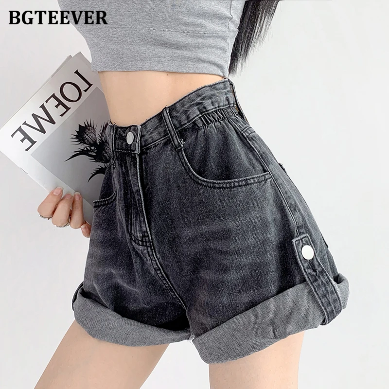 Летние модные свободные женские джинсовые шорты BGTEEVER с карманами, широкими штанинами, а-силуэт, повседневные женские однотонные джинсовые шорты на пуговицах с высокой талией
Летние модные свободные женские джинсовые шорты BGTEEVER с карманами, широкими штанинами, а-силуэт, повседневные женские однотонные джинсовые шорты на пуговицах с высокой талией