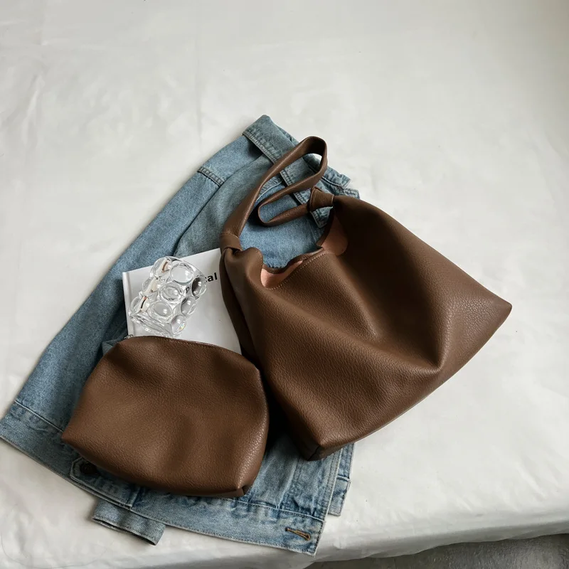 2024 Noes Logo Women Shoulder Bag Female Bag Large Capacity PU Luxury Brand Bag
2024 Noes Logo Women Shoulder Bag Female Bag Large Capacity PU Luxury Brand Bag