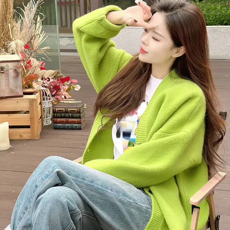 

DAYIFUN-Green V-neck Knitted Cardigans Women Long Sleeve Sweater Coat for Lady Fashion Design Sense Jumpers Spring Autumn New