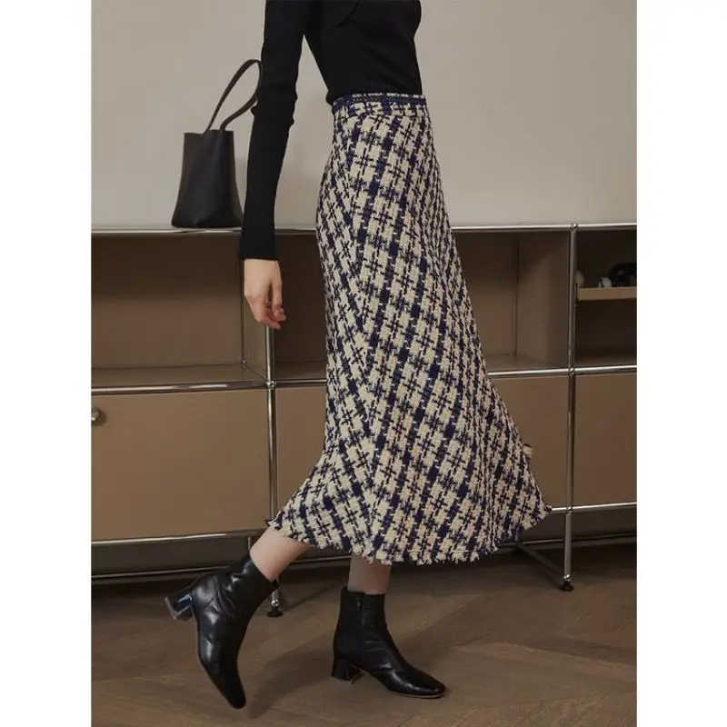 New Autumn Winter Tweed Woolen Skirt for Women High Waisted Small Frangance Plaid Long Wool Skirts Korean Fashion Clothing
New Autumn Winter Tweed Woolen Skirt for Women High Waisted Small Frangance Plaid Long Wool Skirts Korean Fashion Clothing