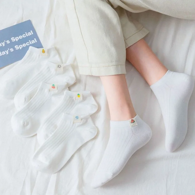 White Socks Women Summer Thin Socks Japanese Kawaii Cute Short Cartoon Sock Slippers Girl Student Cotton Low Cut Ankle Boat Sock
White Socks Women Summer Thin Socks Japanese Kawaii Cute Short Cartoon Sock Slippers Girl Student Cotton Low Cut Ankle Boat Sock