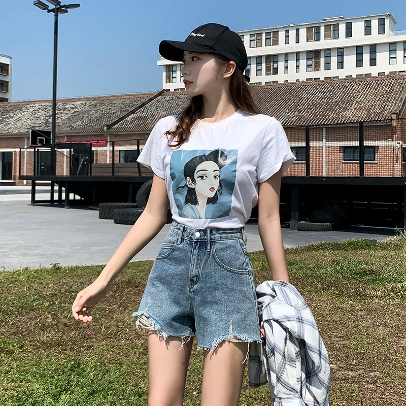 Summer Denim Shorts for Women Korean Fashion High Waist Loose A-line Hairy Edge Irregular Y2K Short Section Women Jeans
Summer Denim Shorts for Women Korean Fashion High Waist Loose A-line Hairy Edge Irregular Y2K Short Section Women Jeans