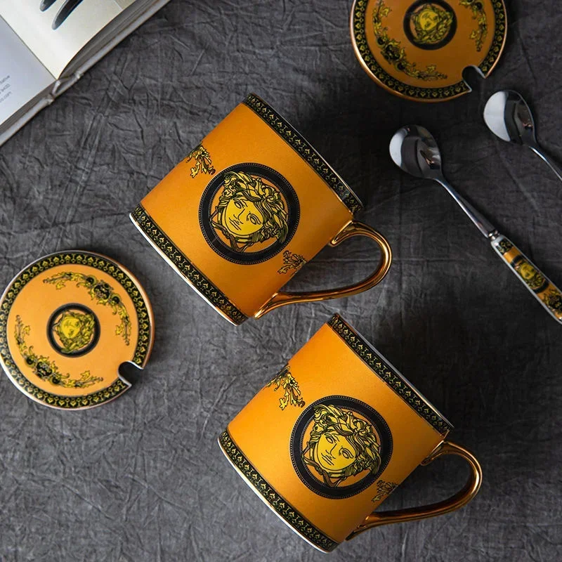European Style Coffee Travel Mug Spoon With Cover Creative High Value Tea Cup Large Capacity Household Living Room Drinkware
European Style Coffee Travel Mug Spoon With Cover Creative High Value Tea Cup Large Capacity Household Living Room Drinkware