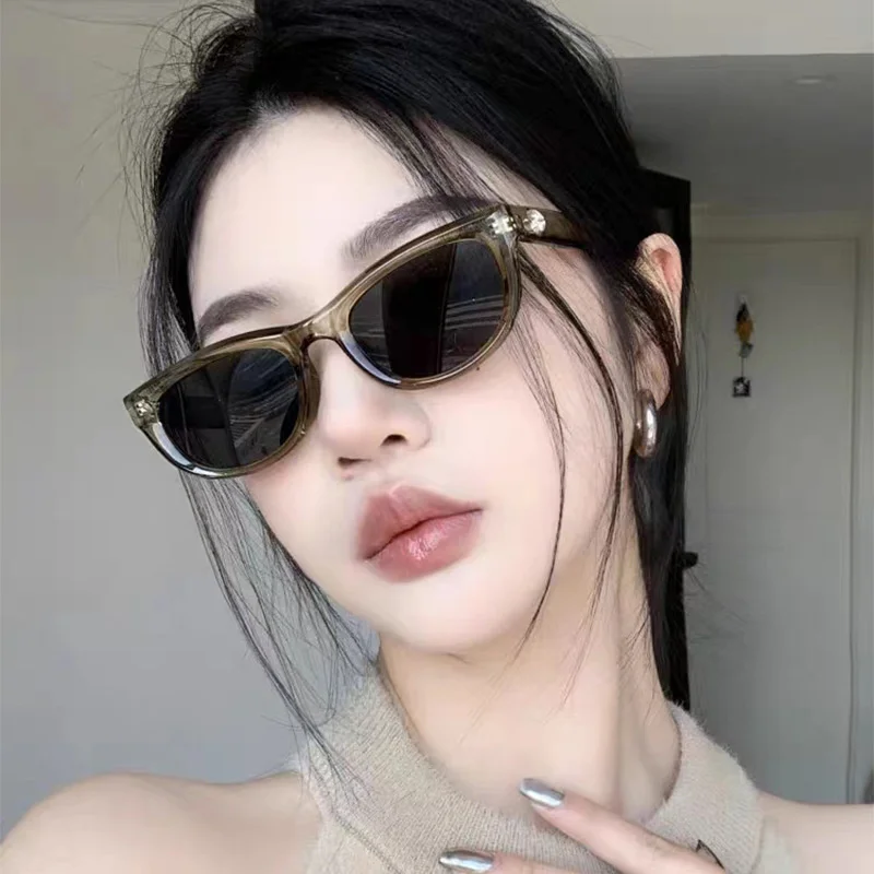 YOOSKE INS Fashion Small Oval Sunglasses Women Brand Designer Retro UV Protection Sunglass for Female Vintage Goggles Shades
YOOSKE INS Fashion Small Oval Sunglasses Women Brand Designer Retro UV Protection Sunglass for Female Vintage Goggles Shades