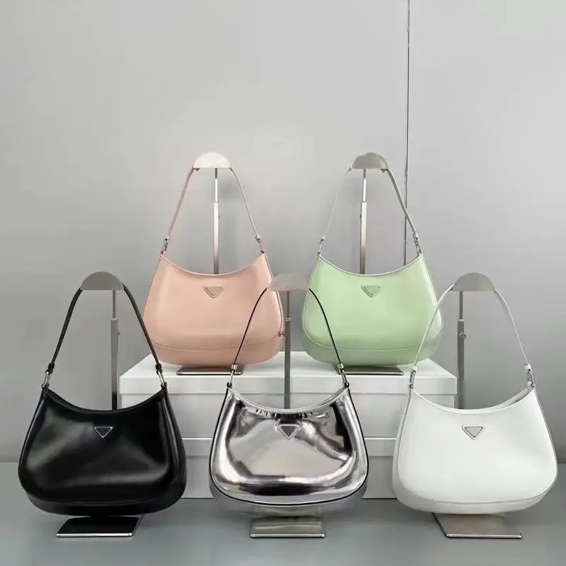 Family Underarm Bag 2023 New Single Shoulder Crossbody Leather Sequins Small Design High Sense Versatile Fashion For Women
Family Underarm Bag 2023 New Single Shoulder Crossbody Leather Sequins Small Design High Sense Versatile Fashion For Women