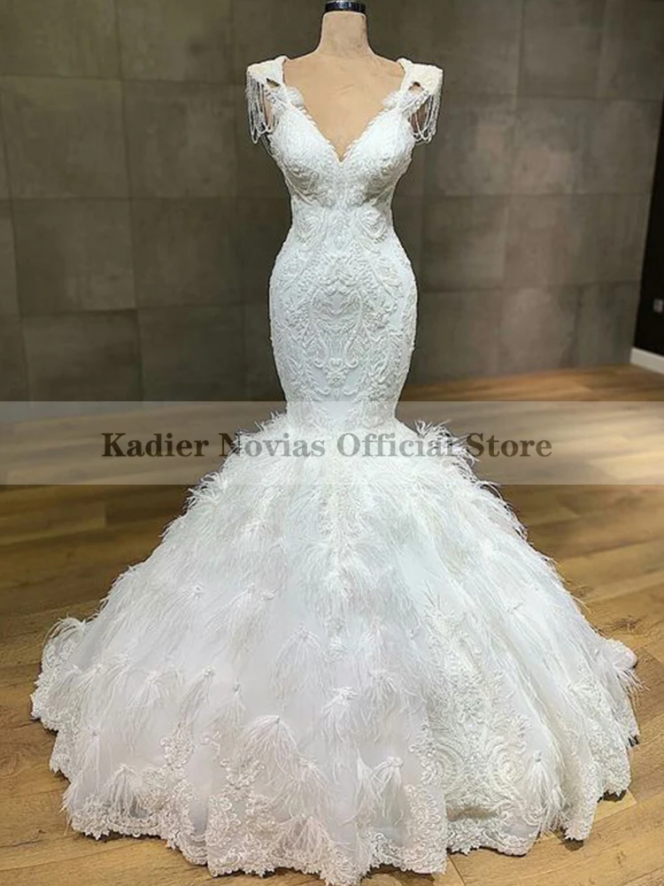 Long Luxury Mermaid Wedding Dresses 2023 with Feather Beaded Lace Women White Lace Bridal Wedding Gowns
Long Luxury Mermaid Wedding Dresses 2023 with Feather Beaded Lace Women White Lace Bridal Wedding Gowns