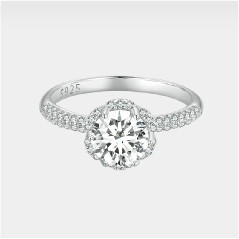 MSR017 Lefei Fashion Luxury Trendy Classic Creative Design White Moissanite Shining 1CT Round Ring Women 925 Silver Jewelry Gift
MSR017 Lefei Fashion Luxury Trendy Classic Creative Design White Moissanite Shining 1CT Round Ring Women 925 Silver Jewelry Gift