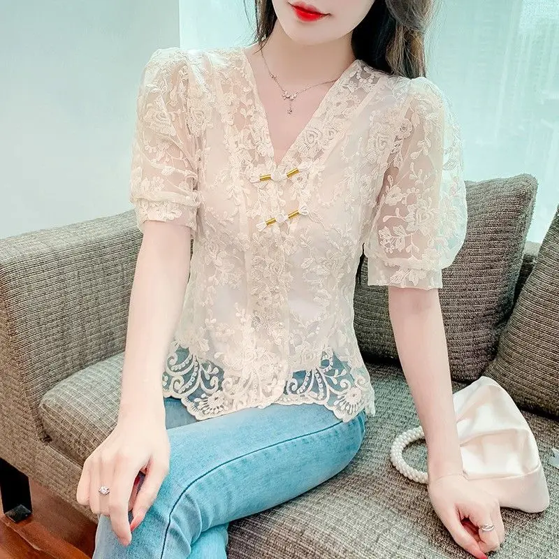 

2023 New Summer New Chinese Button Lace Embroidered V-neck Short Sleeve Chinoiserie Style Fashionable Waist Closing Blouse