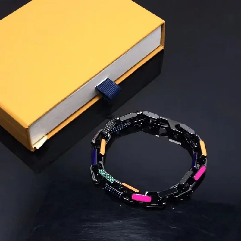 Fashionable diamond inlaid colored enamel black bracelet for men's charm jewelry party hip-hop rock accessories holiday gift
Fashionable diamond inlaid colored enamel black bracelet for men's charm jewelry party hip-hop rock accessories holiday gift