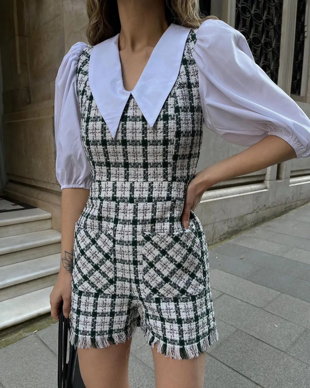 

Vintage Women Black And White checked jumpsuit 2024 Fashion Spring Casual Suit Western Style V-neck Belt Puff Sleeves Jumpsuit