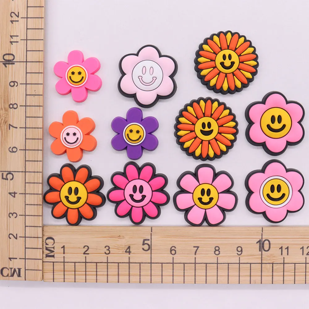 Mix 50PCS PVC Cartoon Croc Charms Kawaii Smiling Flower Slippers Accessories Kids Garden Shoe Decorations Clog DIY Croc Charms
Mix 50PCS PVC Cartoon Croc Charms Kawaii Smiling Flower Slippers Accessories Kids Garden Shoe Decorations Clog DIY Croc Charms