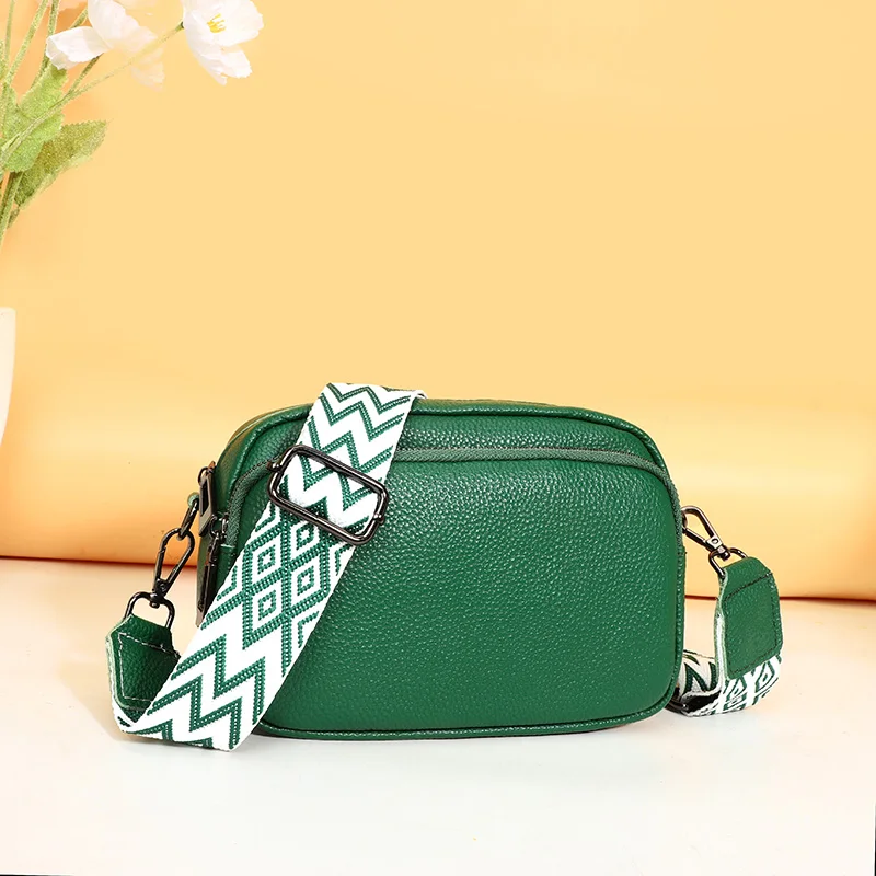 Simple 100% Cowhide Women's Shoulder Bag Luxury Designer Handbag Brand Crossbody Bag Genuine Leather Ladies Casual Totes
Simple 100% Cowhide Women's Shoulder Bag Luxury Designer Handbag Brand Crossbody Bag Genuine Leather Ladies Casual Totes