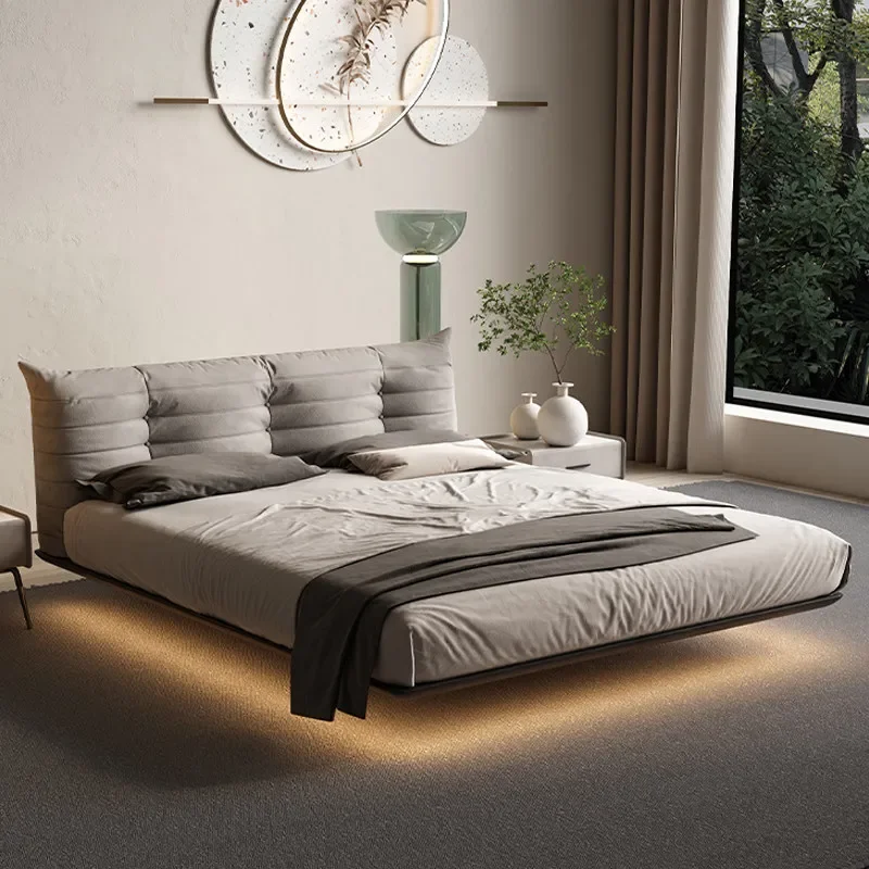 Italian minimalist suspended master bedroom light luxury bed modern with sensor light creative solid wood bed
Italian minimalist suspended master bedroom light luxury bed modern with sensor light creative solid wood bed