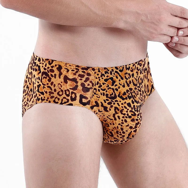 

Fashion Sexy Leopard Printing Men's Underpants Comfortable Ice Silk Briefs Breathable 3D-Pouch Male Underwear Elastic Man Panty