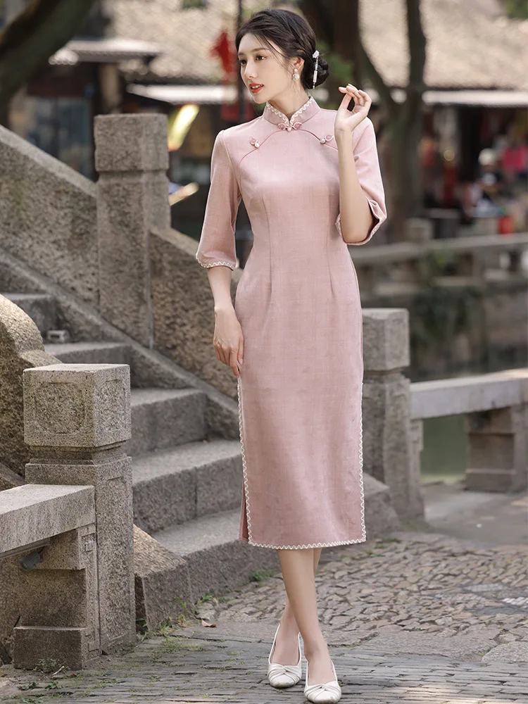 

FZSLCYIYI Vintage Chinese Mandarin Collar Femme Cheongsam Flare Sleeve Suede Mid-Length Women Daily Qipao Dress