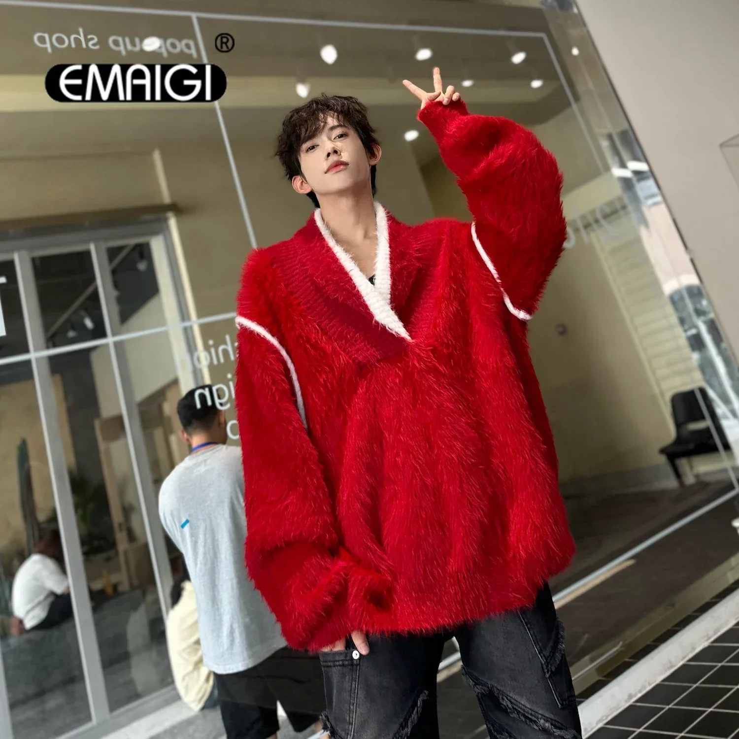 Red V-neck Long Hair Sweater for Men Women Vintage Fashion Loose Casual Pullover Knit Sweater Couple New Year Clothes
Red V-neck Long Hair Sweater for Men Women Vintage Fashion Loose Casual Pullover Knit Sweater Couple New Year Clothes