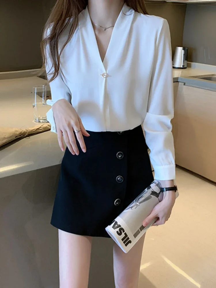 Женская шифоновая рубашка с V-образным вырезом, профессиональная белая блузка для нишевого дизайна, топы с длинными рукавами, рабочая одежда, 2023
Женская шифоновая рубашка с V-образным вырезом, профессиональная белая блузка для нишевого дизайна, топы с длинными рукавами, рабочая одежда, 2023