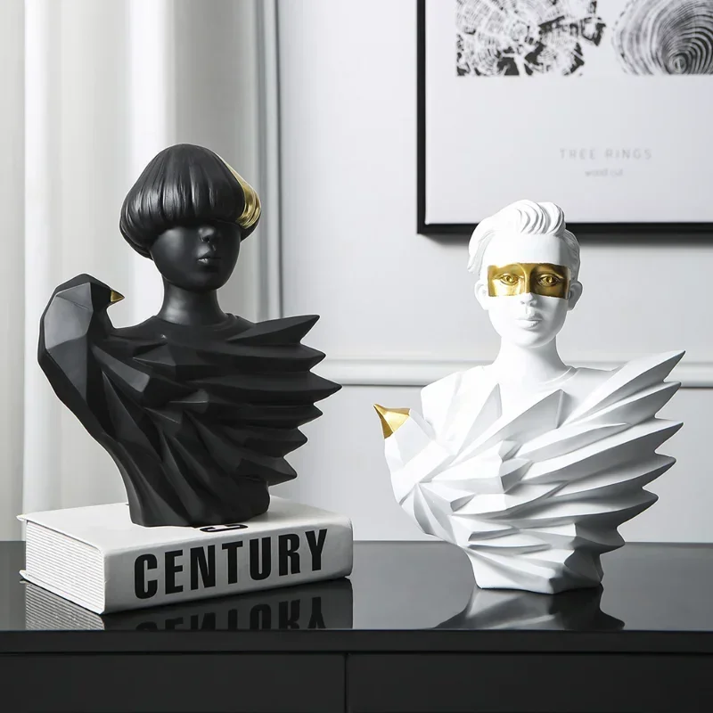 Simple modern black and gold bird portrait model room living room TV cabinet wine cabinet display soft decoration resin ornament
Simple modern black and gold bird portrait model room living room TV cabinet wine cabinet display soft decoration resin ornament