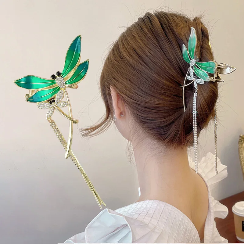 New Temperament Korean Dragonfly Clamping Clip for Women High end Large Shark Clamping Clip for Girls
New Temperament Korean Dragonfly Clamping Clip for Women High end Large Shark Clamping Clip for Girls