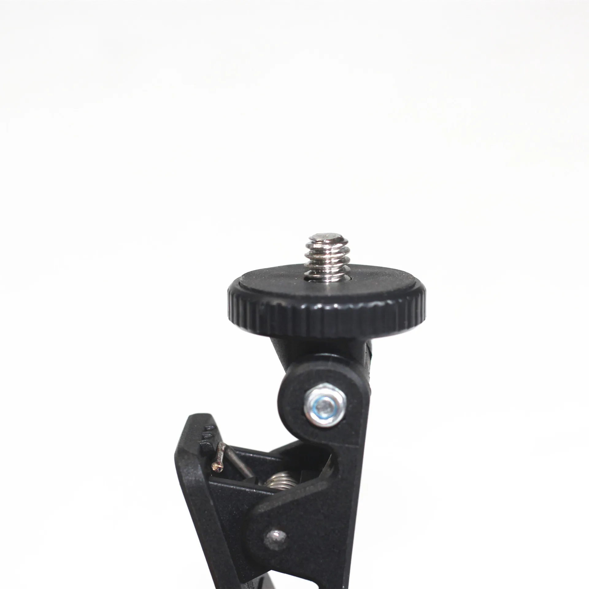 Universal Mini Clip for Photography Accessories Mounting Solution Stable Grip for Secure Hold Easy Installation and Use
Universal Mini Clip for Photography Accessories Mounting Solution Stable Grip for Secure Hold Easy Installation and Use