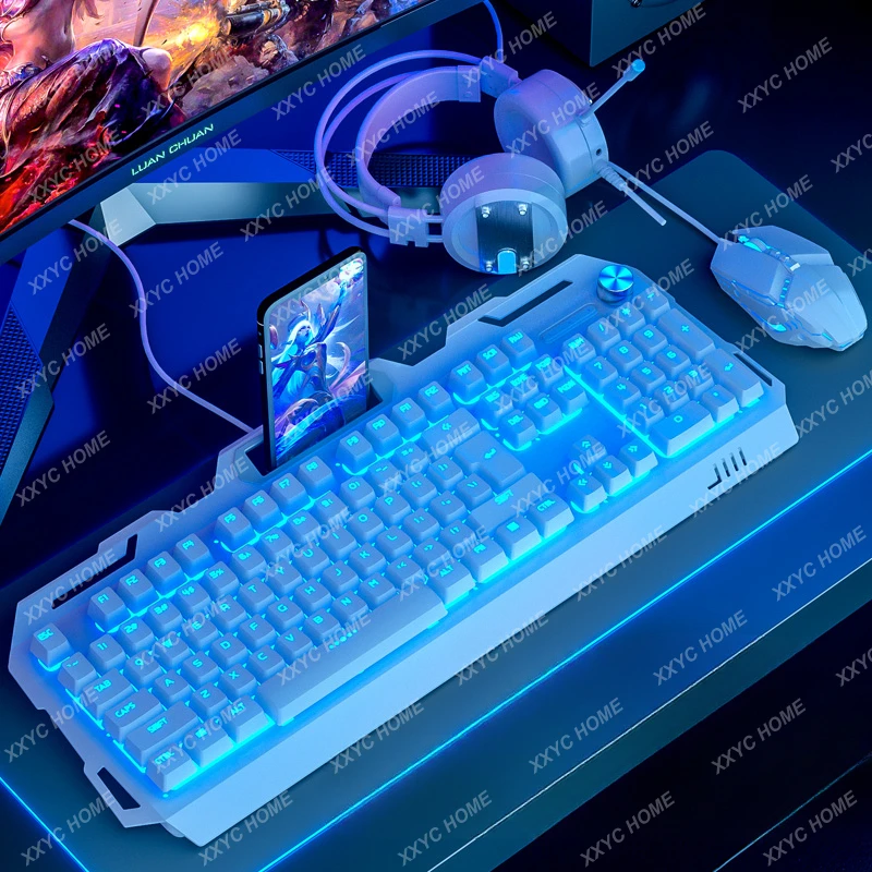 Luminous Mechanical Feeling Keyboard Mouse Set Wired Headset Three-Piece Set Specially for Gaming Computer Peripheral Pad
Luminous Mechanical Feeling Keyboard Mouse Set Wired Headset Three-Piece Set Specially for Gaming Computer Peripheral Pad