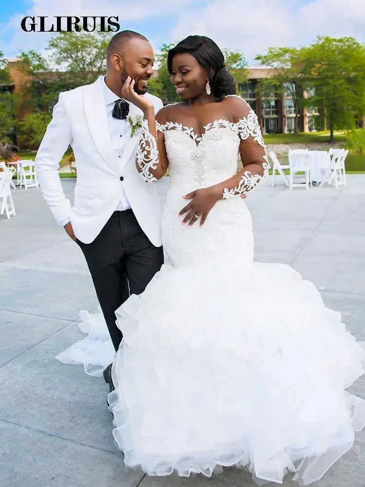 

Plus Size African Wedding Dress Illusion Long Sleeve Sheer Neck Crystal Beads Lace Ruffles Organza Bridal Gown Vestido de Noiva