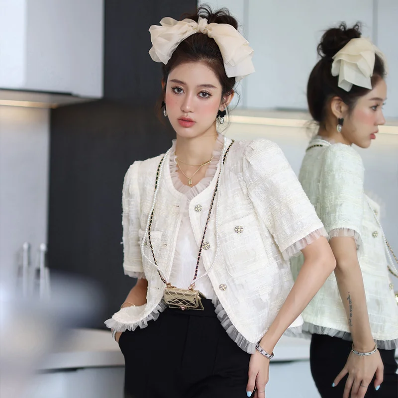 Women's New Arrival Runway French High Quality Tweed Woolen Cardigan Coat O Neck Short Sleeve Jacket Outwear Casaco 2023
Women's New Arrival Runway French High Quality Tweed Woolen Cardigan Coat O Neck Short Sleeve Jacket Outwear Casaco 2023
