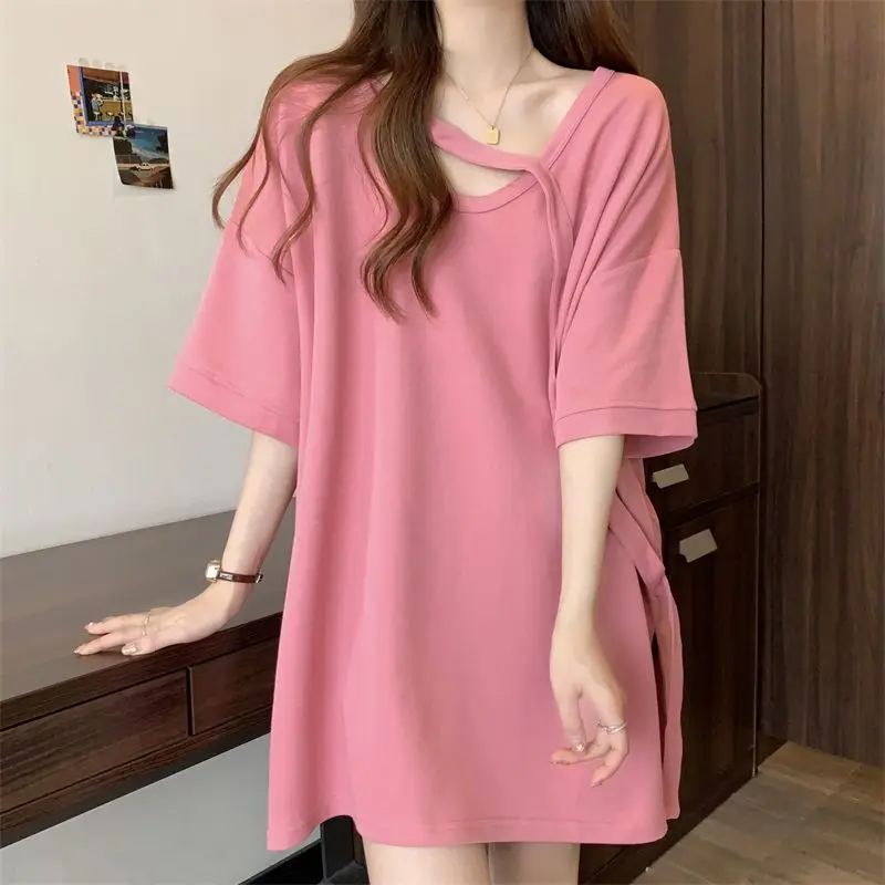 Summer New Hollow Out Loose T Shirt Tops Round Neck Short Sleeve Solid Color Pullovers Trend Casual Fashion Women Clothing
Summer New Hollow Out Loose T Shirt Tops Round Neck Short Sleeve Solid Color Pullovers Trend Casual Fashion Women Clothing