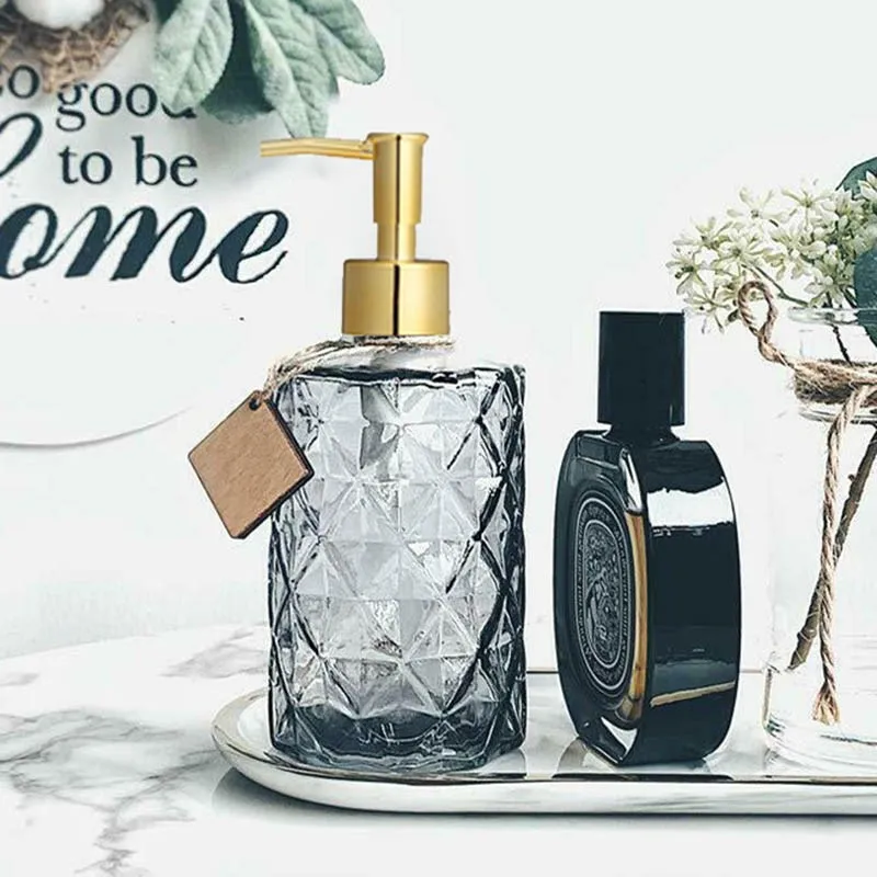 Hand sanitizer bottle creative high-end laundry detergent bottle empty bottle lotion sub-bottling sink detergent press bottle
Hand sanitizer bottle creative high-end laundry detergent bottle empty bottle lotion sub-bottling sink detergent press bottle