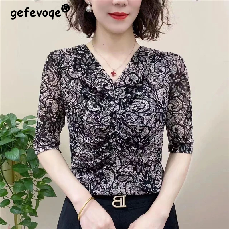 Women Korean Fashion Print Ruched Sexy Sheer Mesh Elegant Basic T-shirts Summer Casual V Neck Short Sleeve Slim Office Lady Tops
Women Korean Fashion Print Ruched Sexy Sheer Mesh Elegant Basic T-shirts Summer Casual V Neck Short Sleeve Slim Office Lady Tops