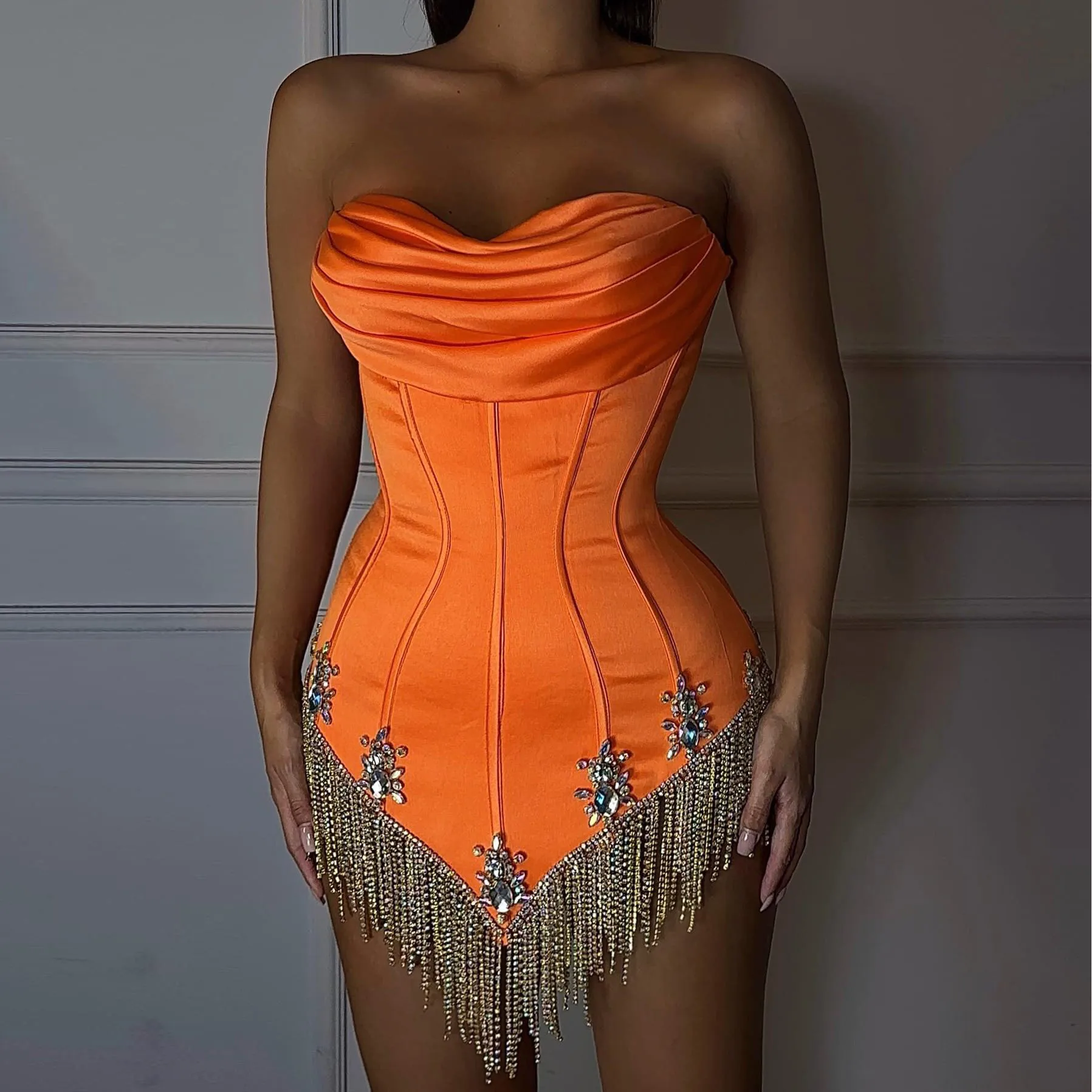 Crystals Sheath Short Prom Dress Tassels vestido de curo Orange Draped Sexy Mini Length Cocktail Gowns Sweetheart
Crystals Sheath Short Prom Dress Tassels vestido de curo Orange Draped Sexy Mini Length Cocktail Gowns Sweetheart