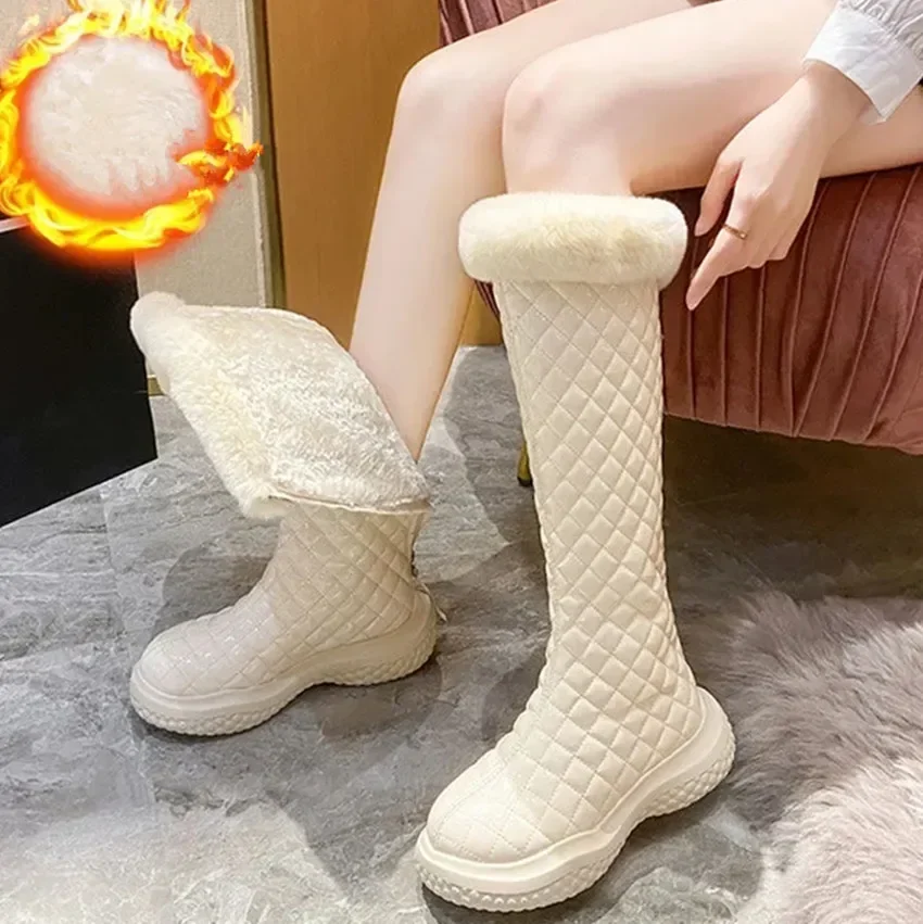 Женские зимние сапоги с высокой талией, новинка 2024, зимние сапоги из хлопка Мао на флисовой подкладке, черные и белые рыцарские женские сапоги