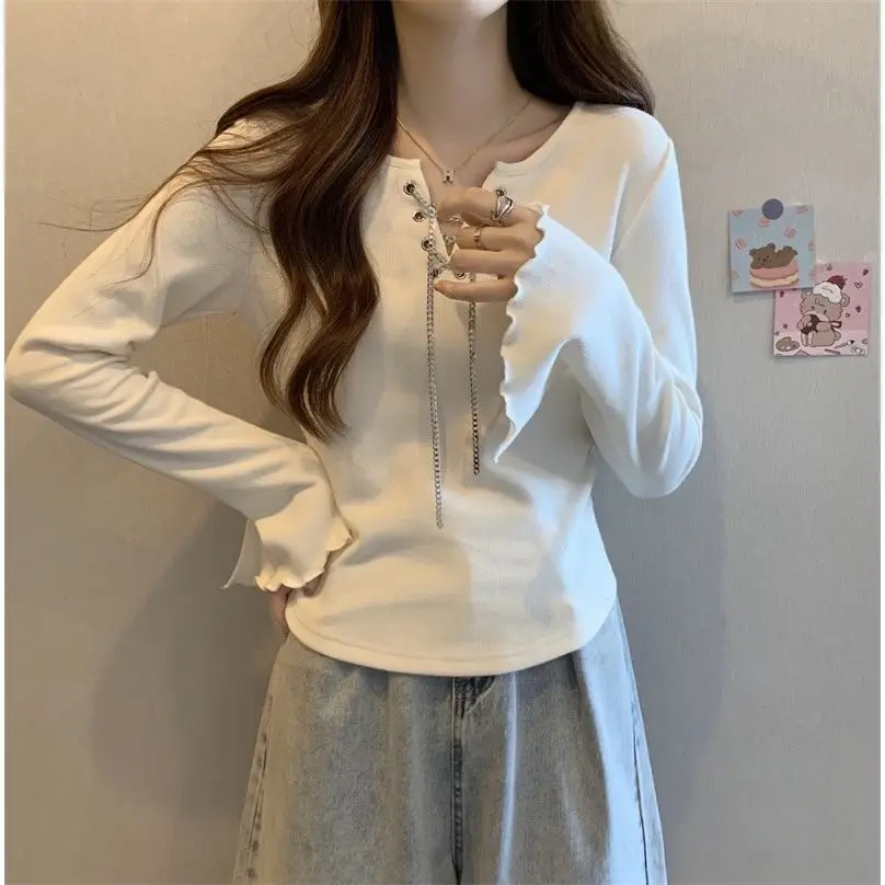 Wood Ears With Chain Button V Neck Long Sleeve Women T Shirts Sexy Slim Elegant Harajuku Crop Top Korean 2023 New Fashion Summer
Wood Ears With Chain Button V Neck Long Sleeve Women T Shirts Sexy Slim Elegant Harajuku Crop Top Korean 2023 New Fashion Summer
