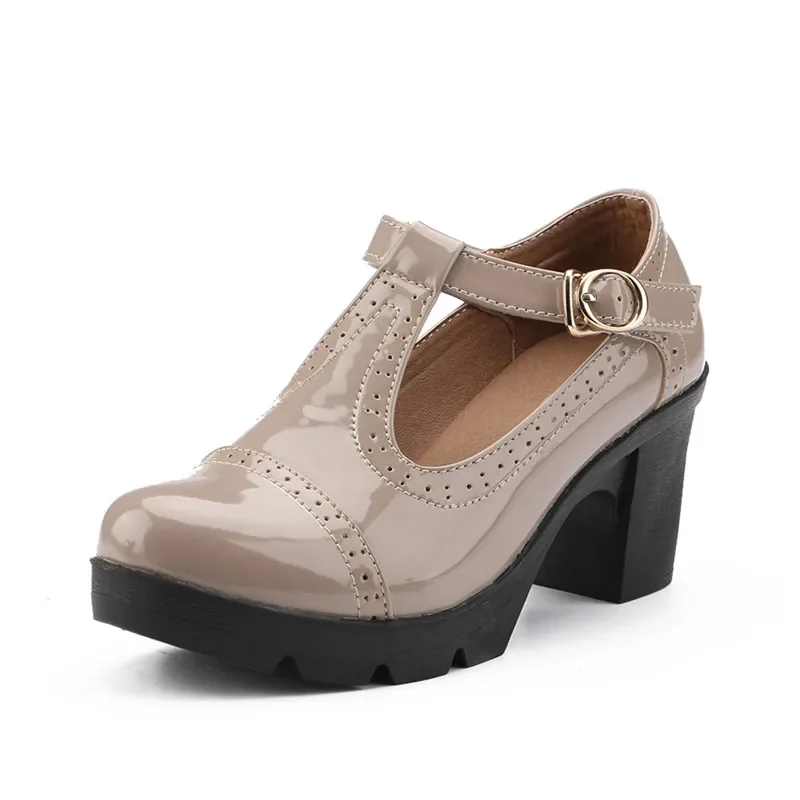 2023 new wedge heel thong women's shoes British style buckle high heels new thick sole college style women's casual shoes
2023 new wedge heel thong women's shoes British style buckle high heels new thick sole college style women's casual shoes