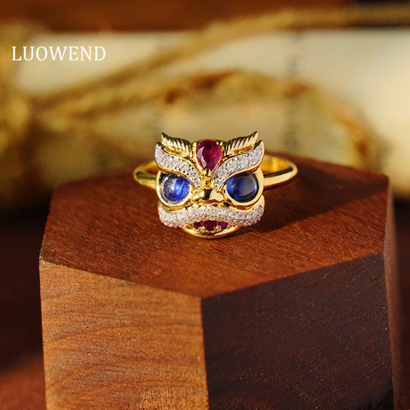 

LUOWEND 18K Yellow Gold Rings Luxury Awaken Lion Shape Ethnic Style Real Natural Sapphire Gemstone Ring for Women Party Jewelry