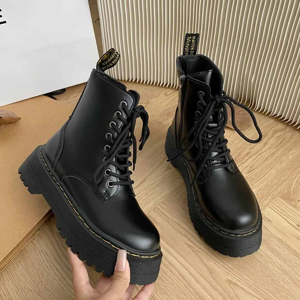 

Women Martin Boots Casual Shoes Female Leather Chelsea Boot Ladies Classic Punk Woman Goth Shoes High Platform Boots Women Black