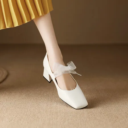 

Oversize Large size Big size High-heeled shoes Square toe thick heel lace-up design single shoe commuting simple