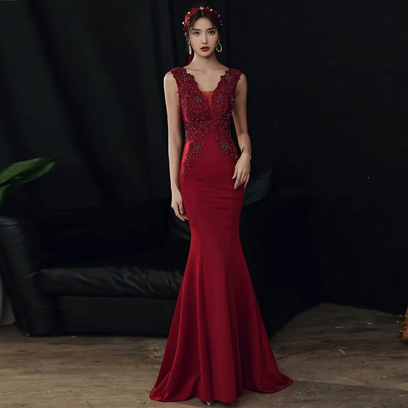 New Sexy Lace Splicing Long Prom Dresses New Arrival Beaded V-neck Special Occasion Evening Party Gown Applique Mermaid Skirt
New Sexy Lace Splicing Long Prom Dresses New Arrival Beaded V-neck Special Occasion Evening Party Gown Applique Mermaid Skirt