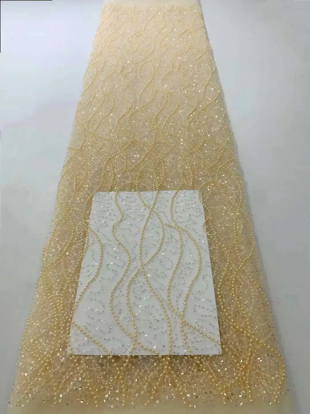 Новейшая Золотая африканская кружевная ткань с блестками, бусинами 2023, Высококачественная вышивка для женщин, сетчатая ткань для свадебной вечеринки, платья, 5 ярдов
Новейшая Золотая африканская кружевная ткань с блестками, бусинами 2023, Высококачественная вышивка для женщин, сетчатая ткань для свадебной вечеринки, платья, 5 ярдов