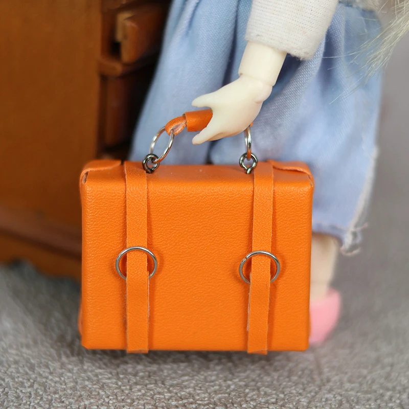 

Мини-чемодан для кукольного домика, винтажная деревянная коробка, миниатюрный портативный багажник для кукол, кожаный чемодан, кукольный домик, игрушки, аксессуары для кукол